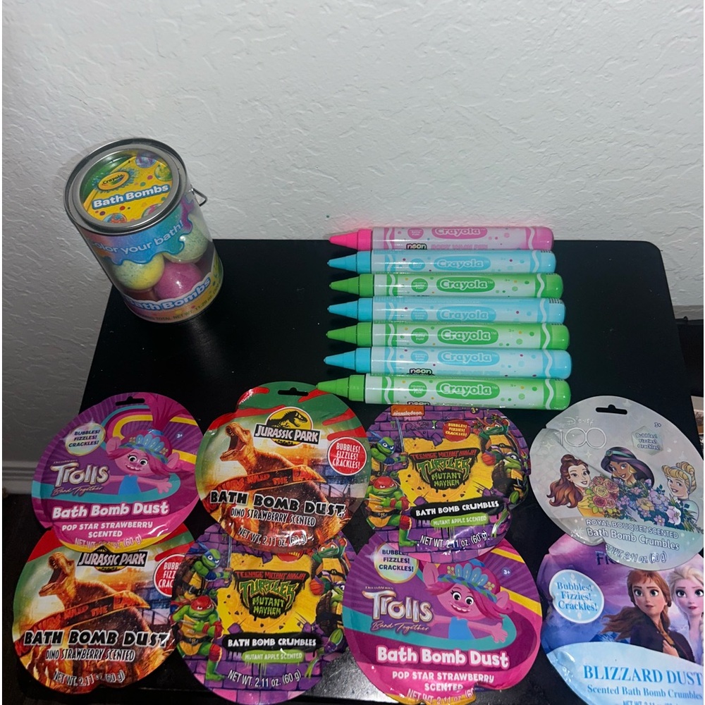 Bath and body bundle  - Picture 2 of 3